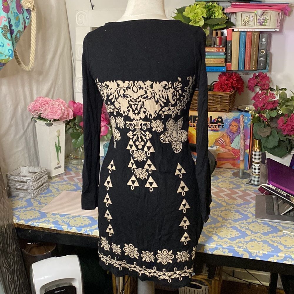 🌷 Tricotto🌷 Geometric Knit Sweater Dress - Picture 6 of 7